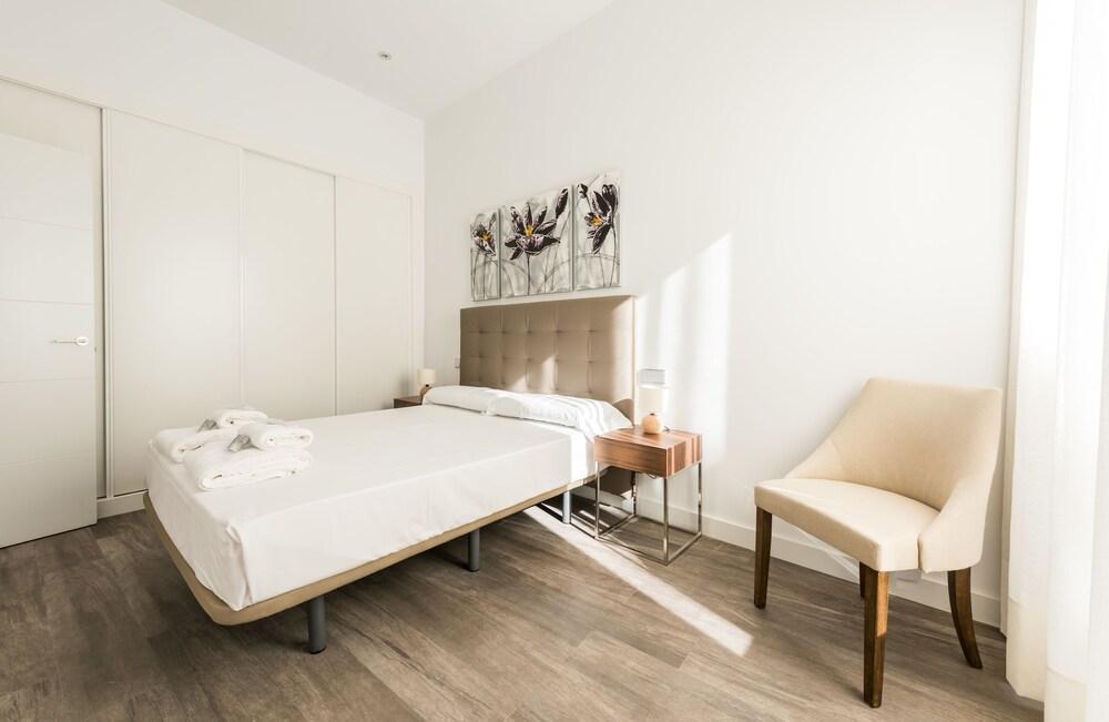 Puerta Del Sol City Center IV C Мадрид Екстериор снимка