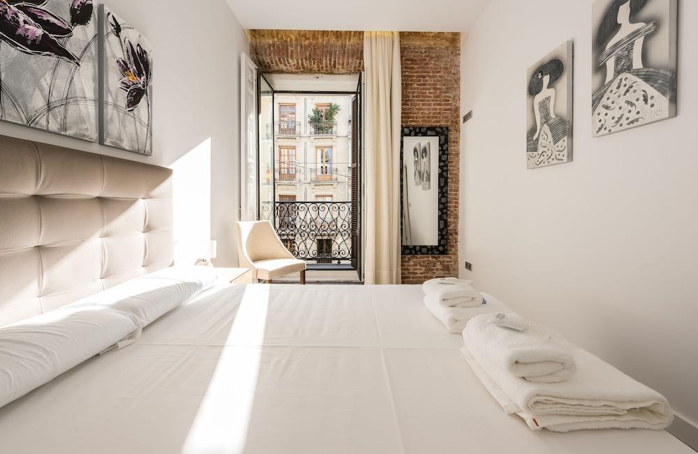 Puerta Del Sol City Center IV C Мадрид Екстериор снимка